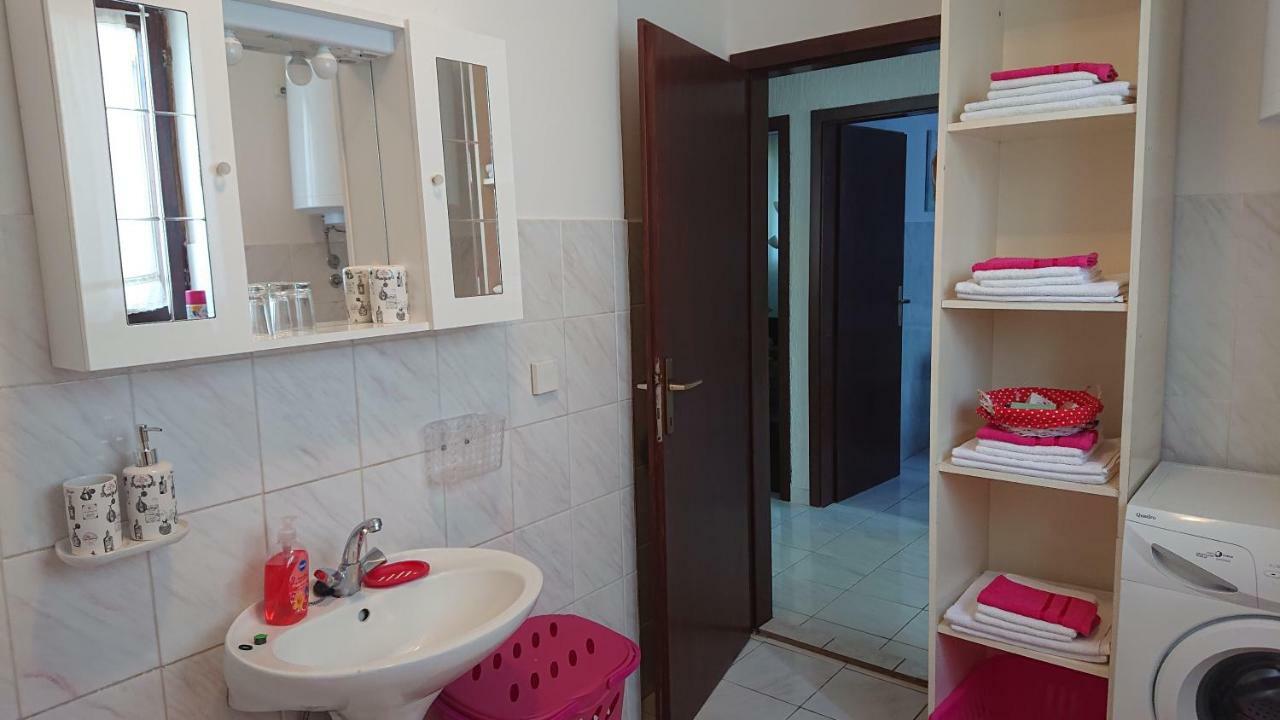 Apartment Devcic Porec Esterno foto