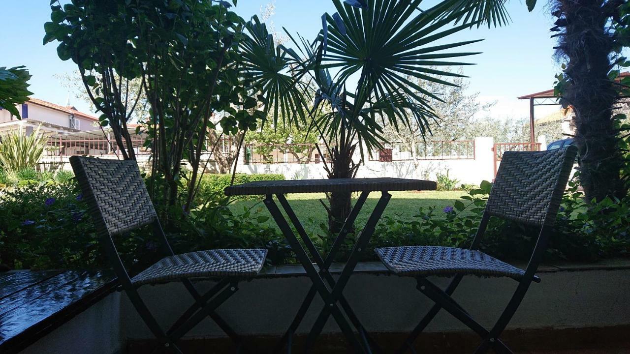 Apartment Devcic Porec Esterno foto