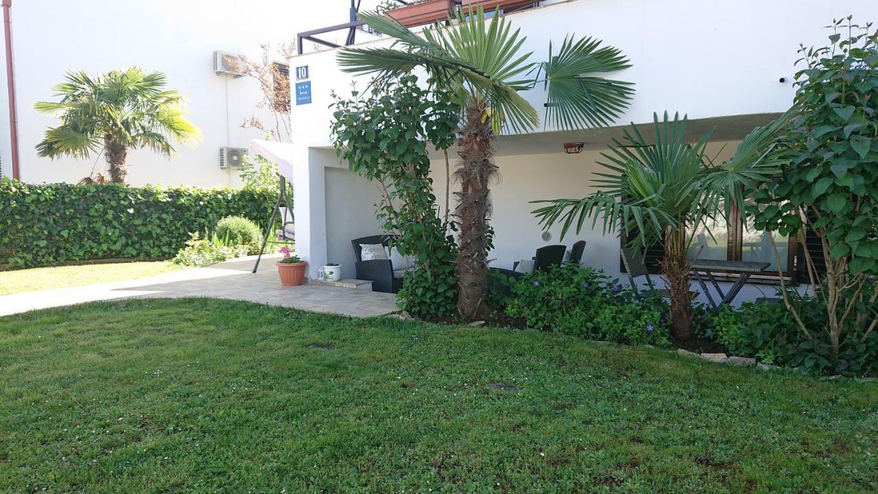 Apartment Devcic Porec Esterno foto